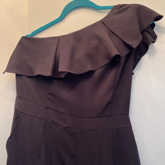 Black one shoulder jumpsuit - Picture 2 of 3